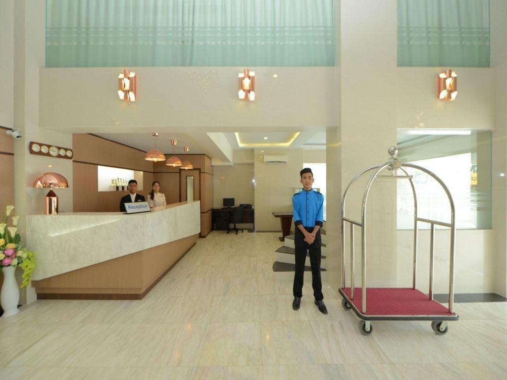 Hotel Lexus Yangon Extérieur photo