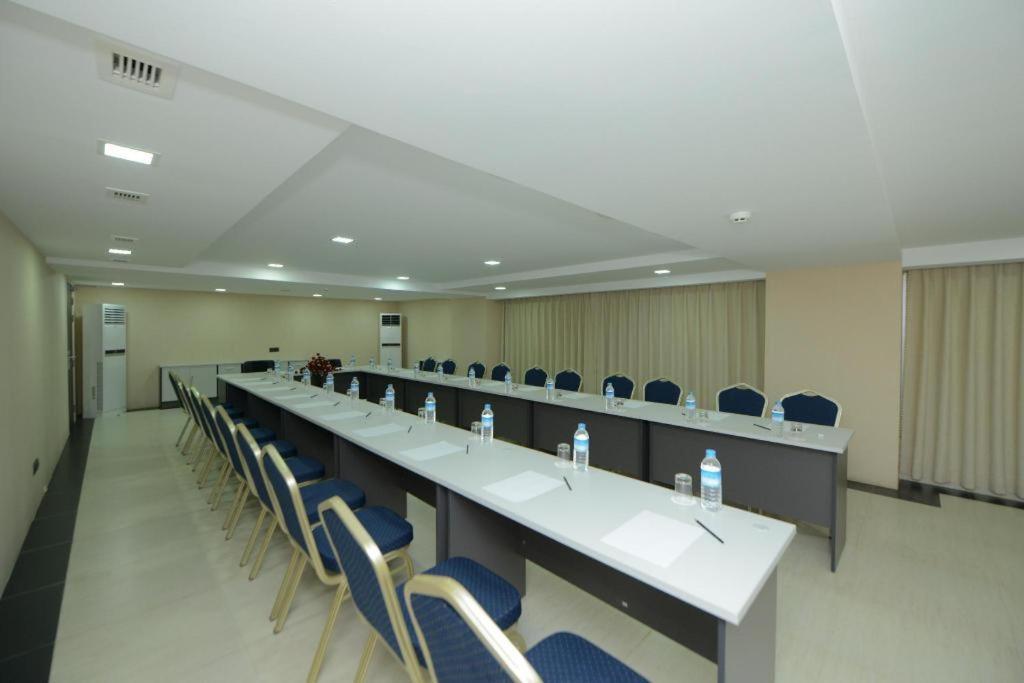 Hotel Lexus Yangon Extérieur photo