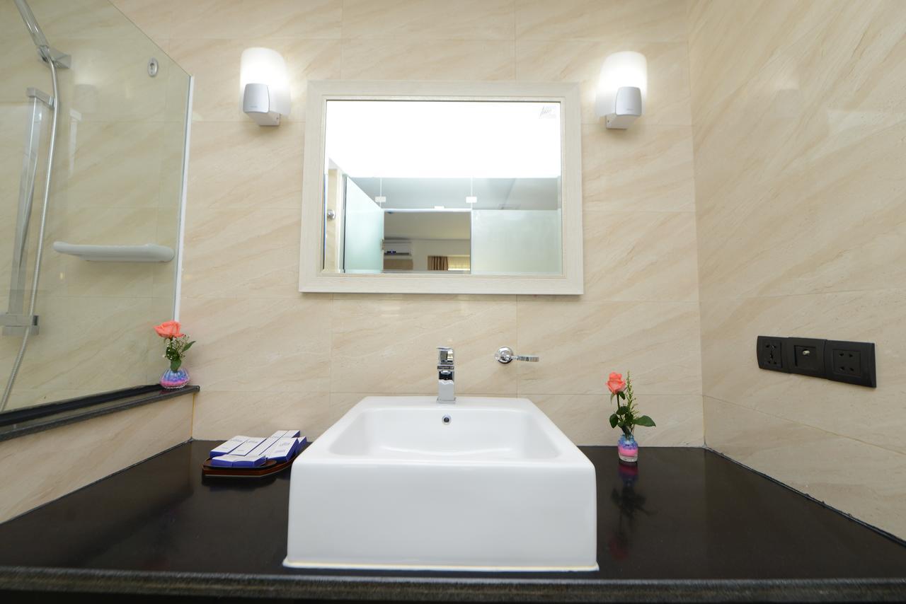 Hotel Lexus Yangon Extérieur photo