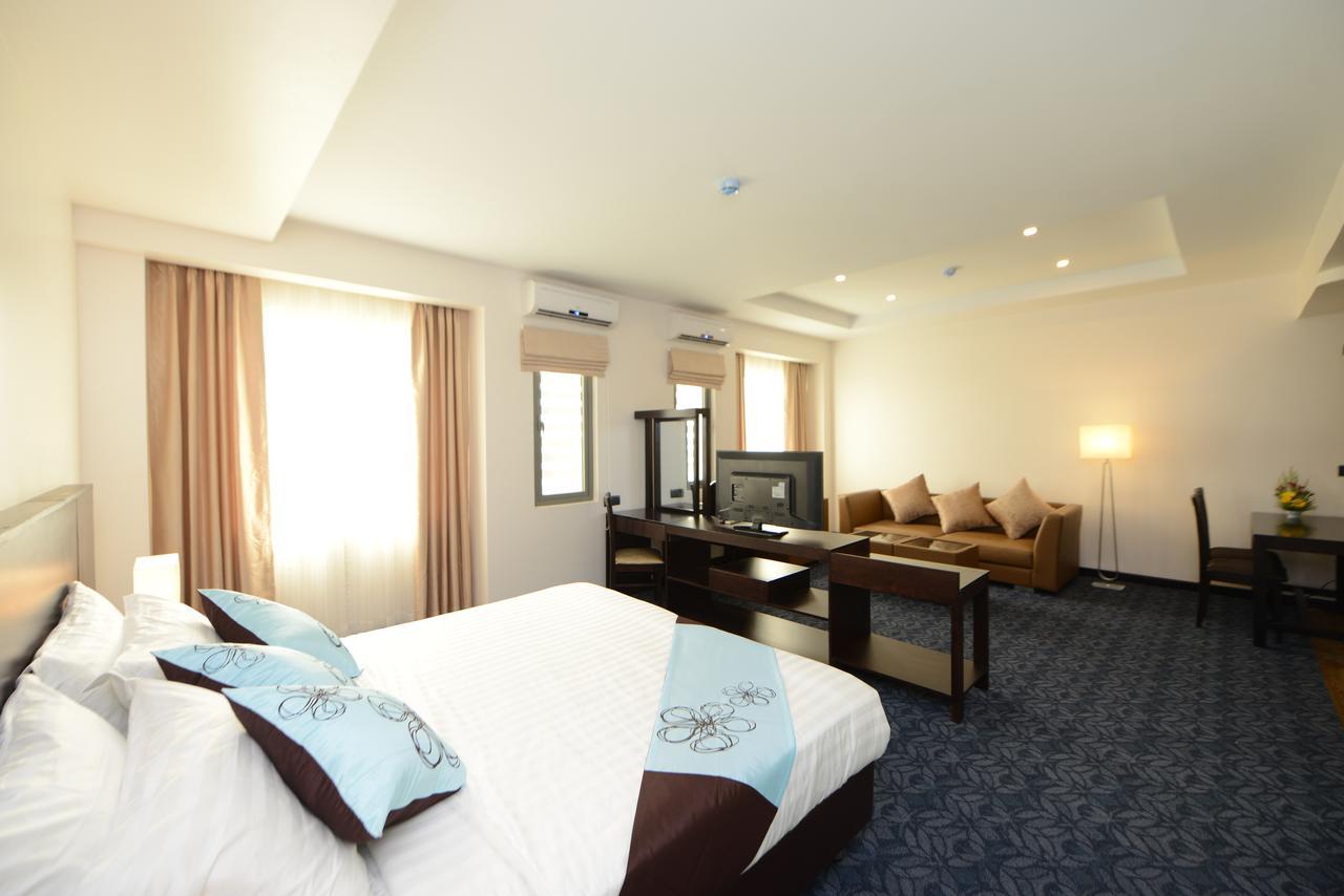 Hotel Lexus Yangon Extérieur photo