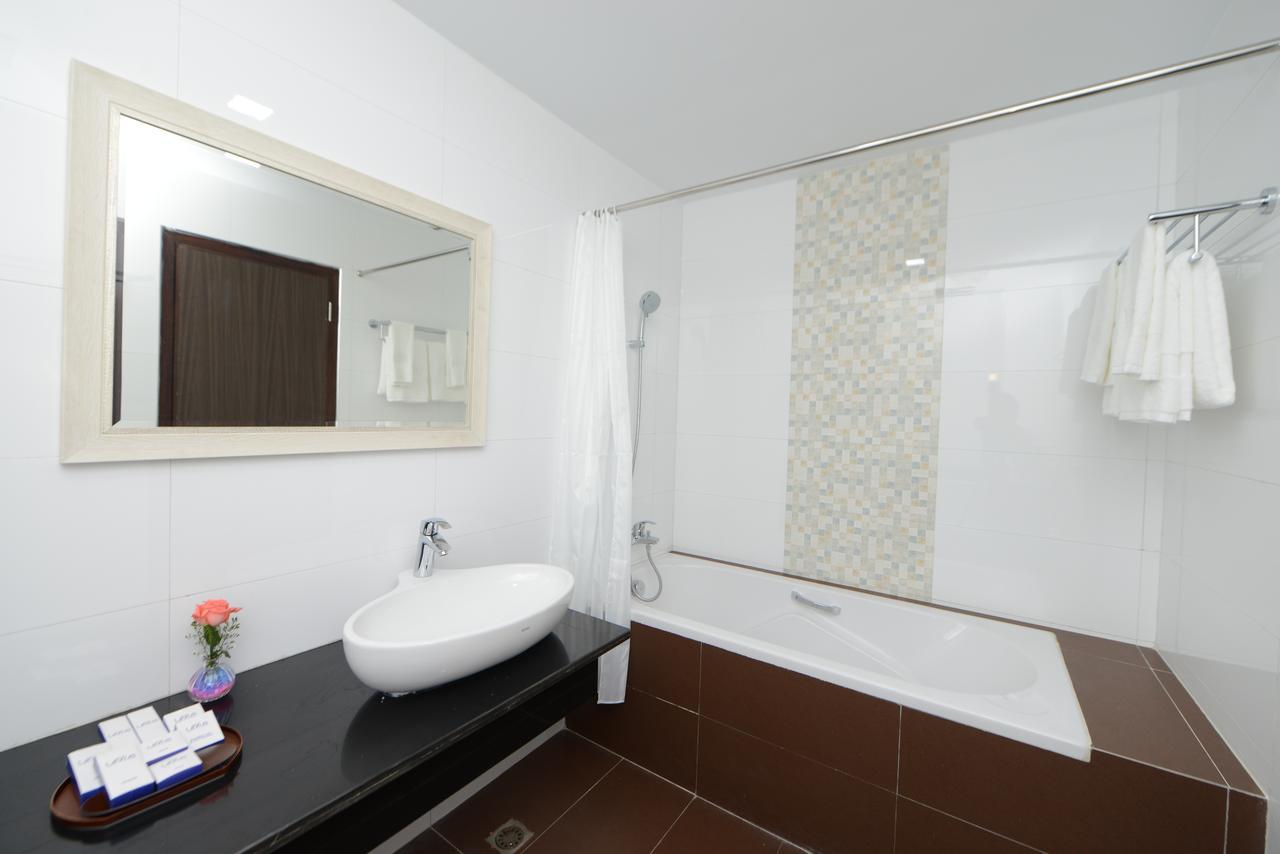 Hotel Lexus Yangon Extérieur photo