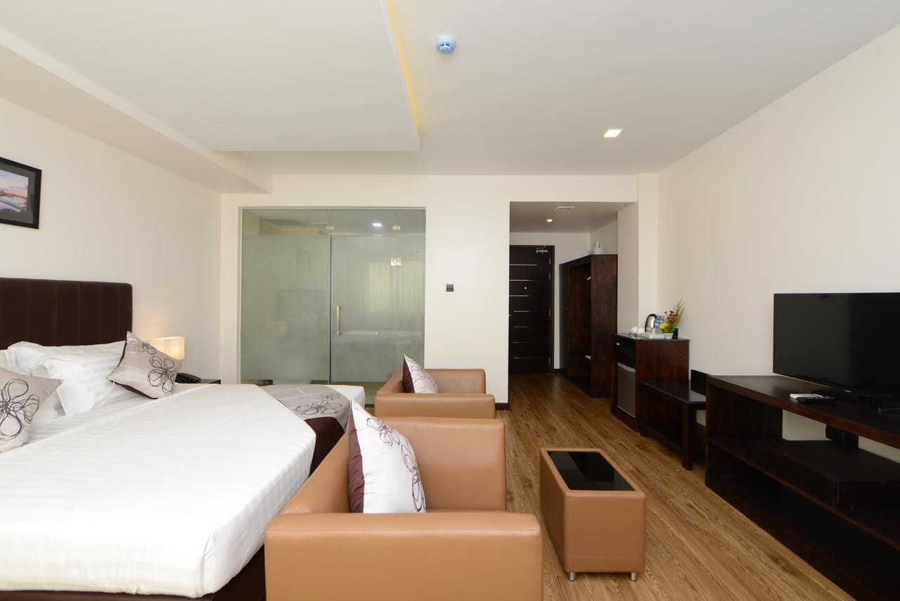 Hotel Lexus Yangon Extérieur photo